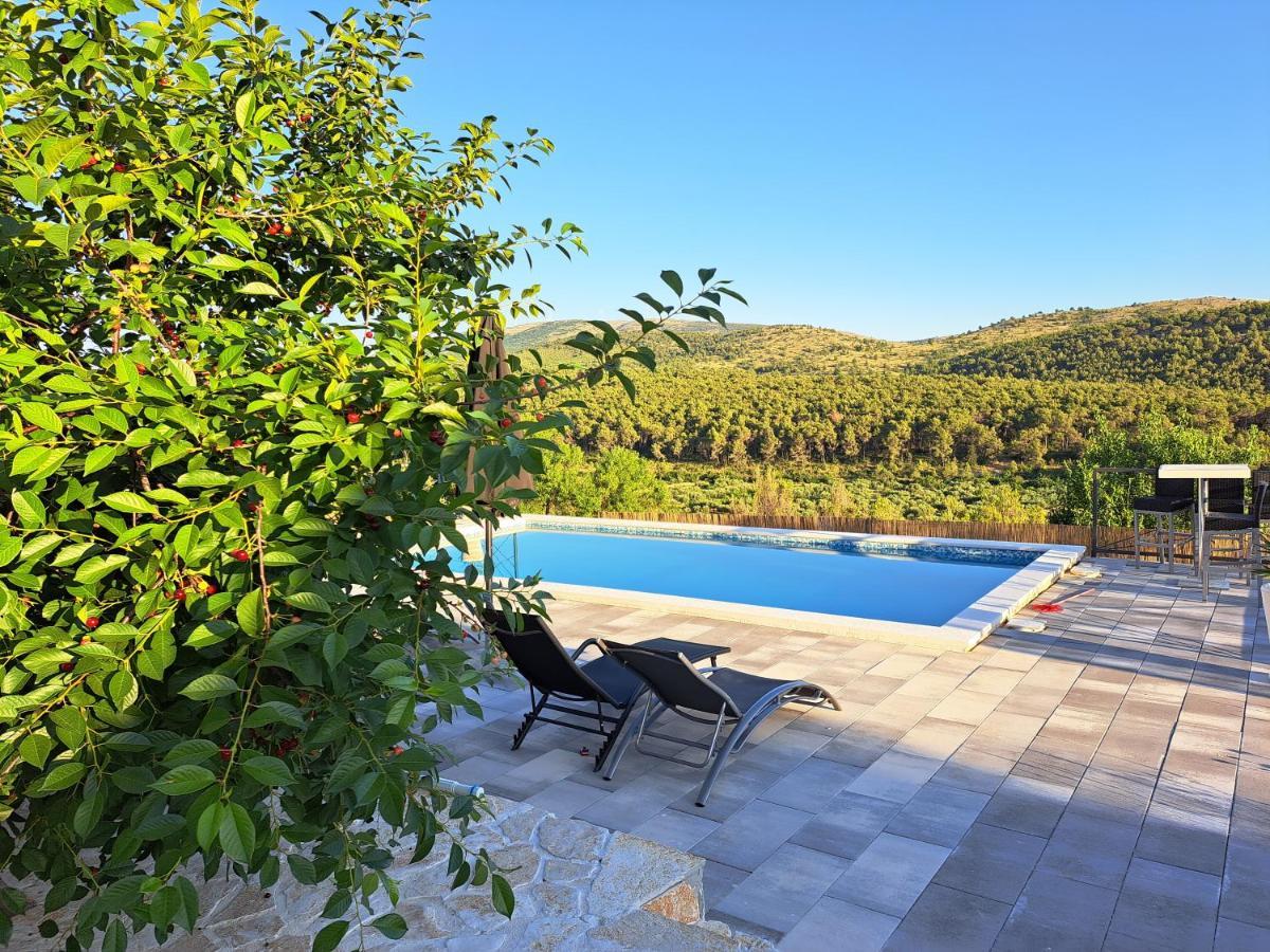Guest House "The View" - With A Pool Donje Polje 외부 사진