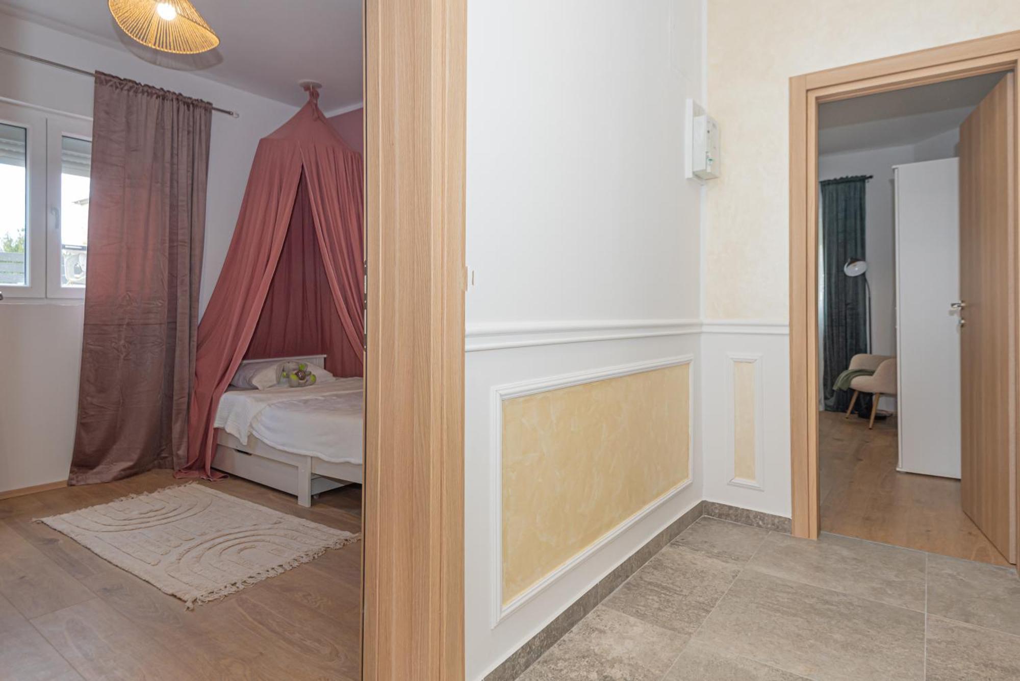Guest House "The View" - With A Pool Donje Polje 외부 사진